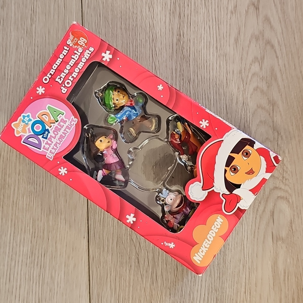 2007 Dora The Explorer Christmas Tree Ornaments‎